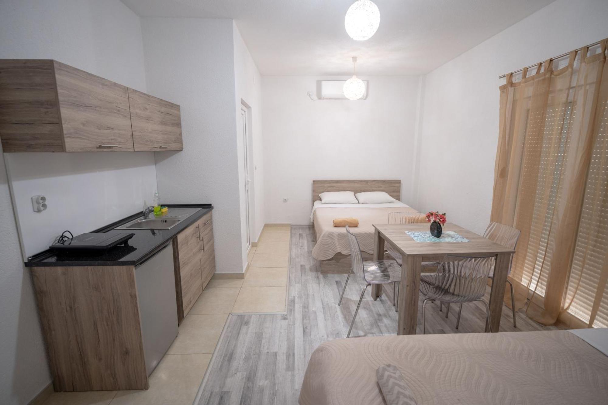 Luna Apartments Gevgelija Ngoại thất bức ảnh