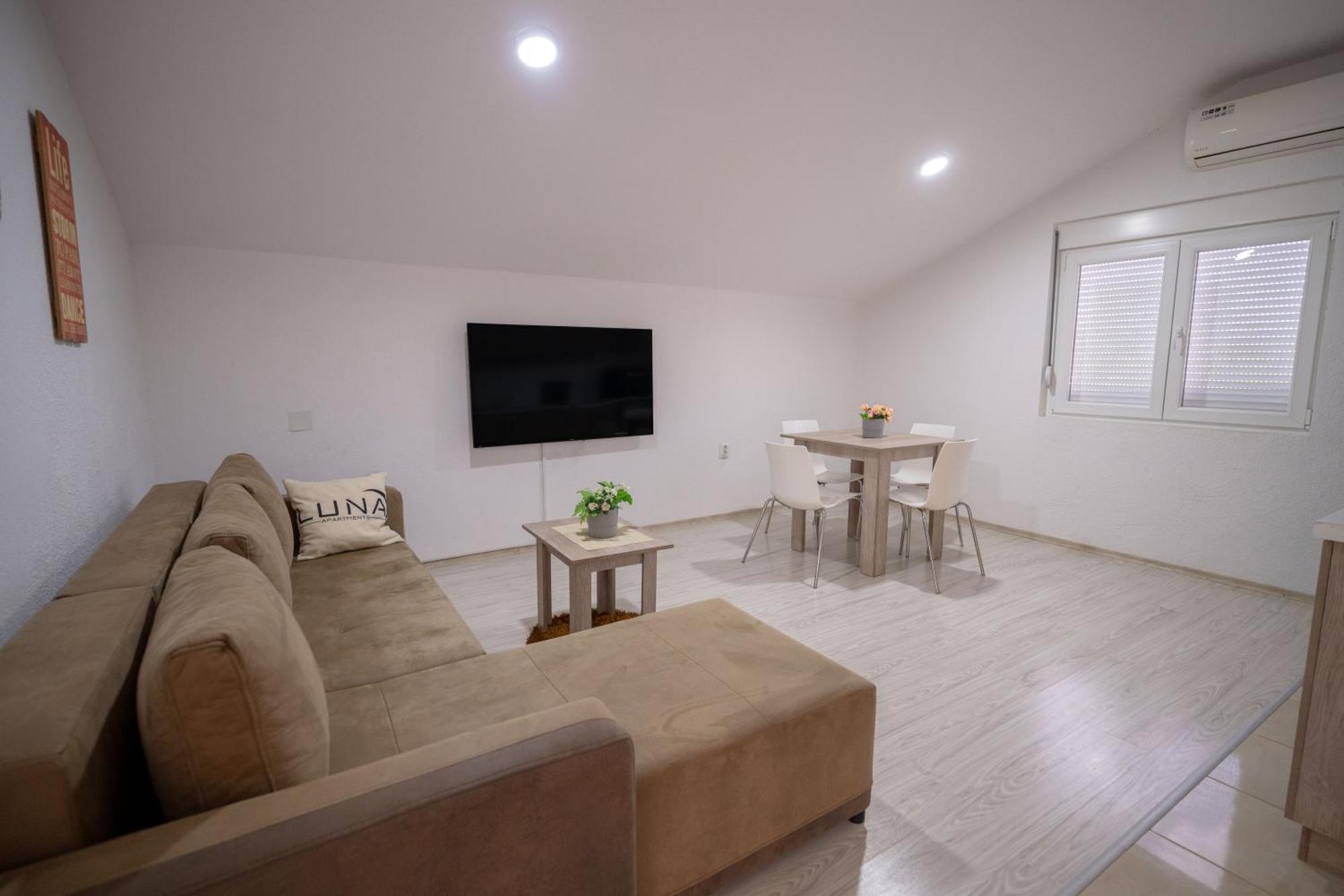 Luna Apartments Gevgelija Ngoại thất bức ảnh